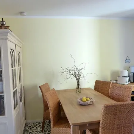 _ Uns Luett Hus شقة