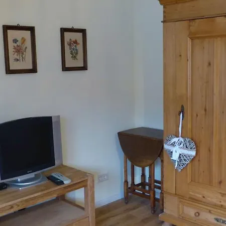 _ Uns Luett Hus شقة Kamminke