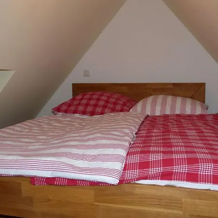 _ Uns Luett Hus شقة