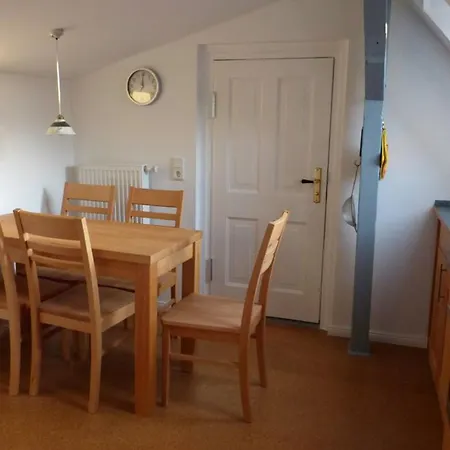 شقة _ Uns Luett Hus Kamminke