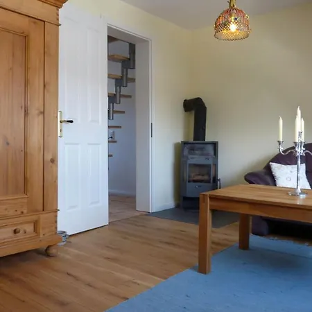 _ Uns Luett Hus شقة *